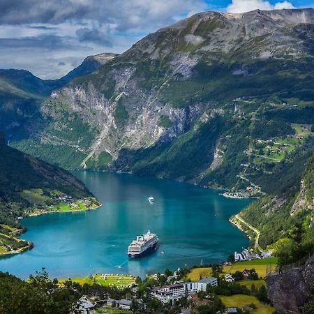 Leilighet I Hjertet Av Sunnmore! Sykkylven Экстерьер фото